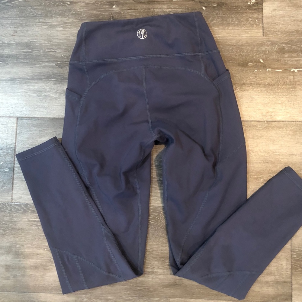 Til You Collapse Heart Booty Leggings